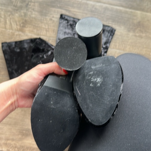 Olivia Milled black velvet over the knee boots 5.5 NWOT - Picture 3 of 3